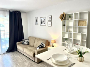 Monaco border, 2-room Josephine, pool, Bnb Rickeys